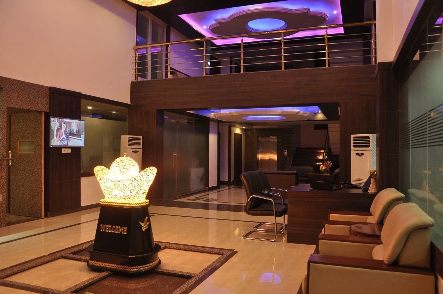Grand Clarks Inn Бадами Екстериор снимка